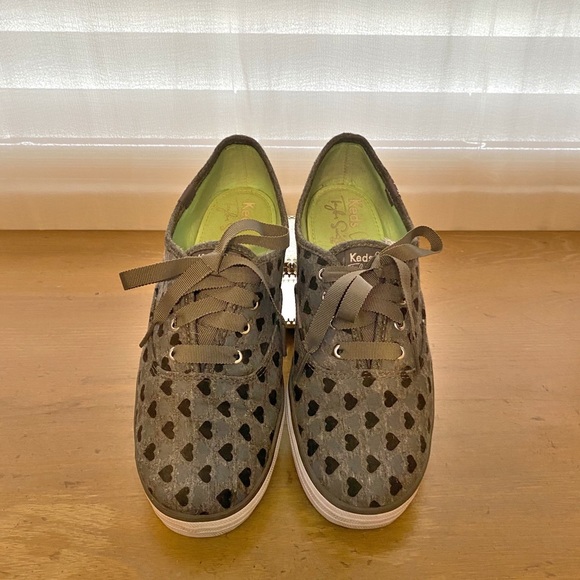 Keds ❤️ Taylor Swift Collection Sneakers - Picture 1 of 6
